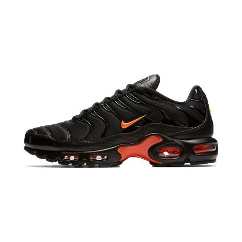Nike Air Max Plus TN SE &#8211; Black Total Orange &#8211; AVAILABLE NOW